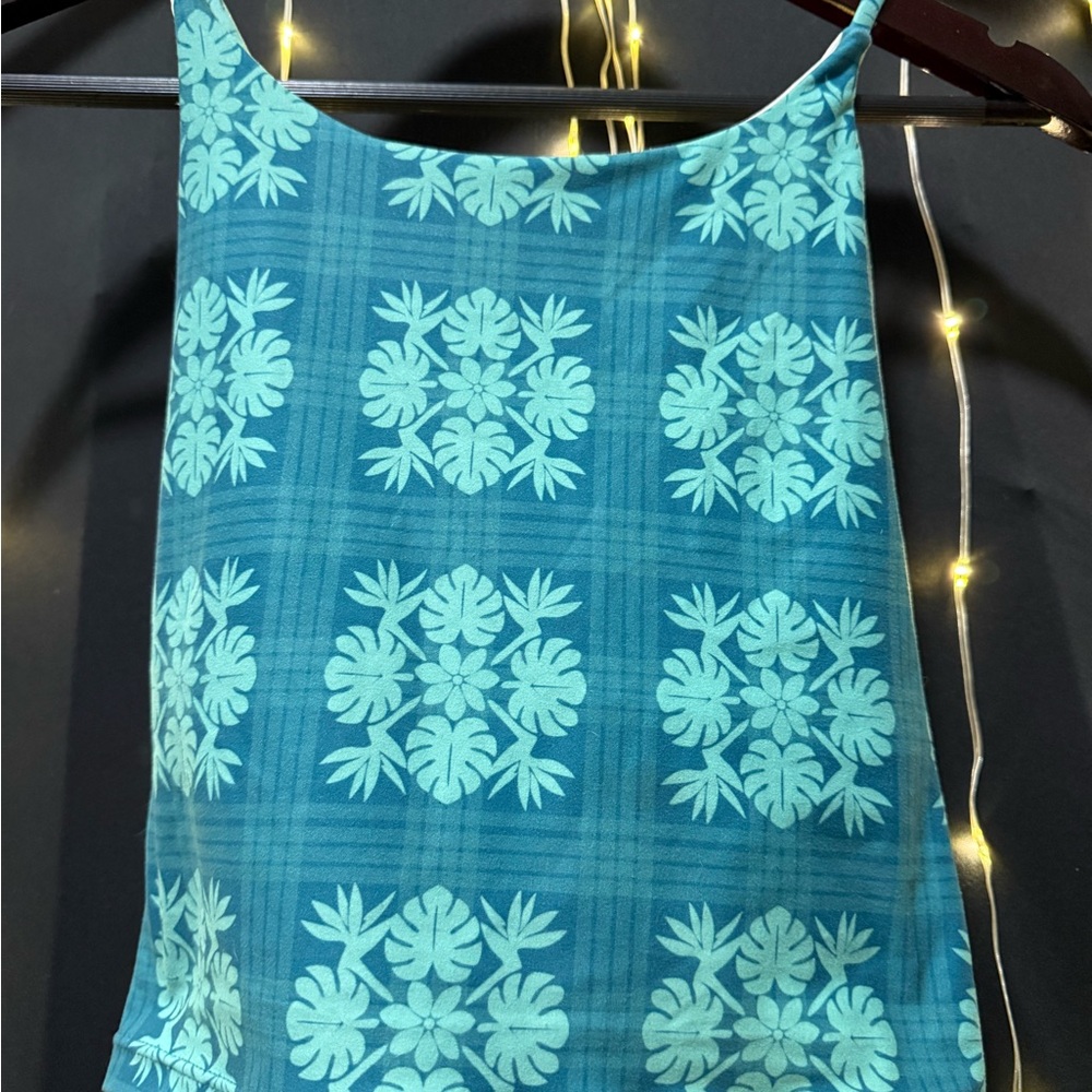 45. NWOT SweetHoney Teal/Mint Floral Spaghetti Strap Camisole with built in bra